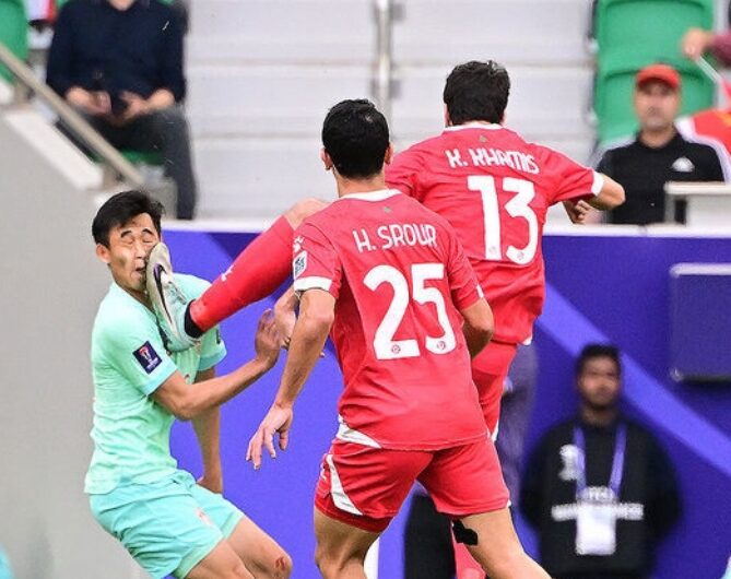 아시아축구연맹(AFC) 아시안컵 A조 조별리그 2차전에서 중국과 레바논이 붙어서 0-0 무승부로 끝났다. 그러나 중국 축구팬들은 중국이 이기지 못한 이유가 한국인 심판 때문이라는 황당한 비난을 했다. 중국이 축구를 못하는 것은 심판 때문이 아니다.